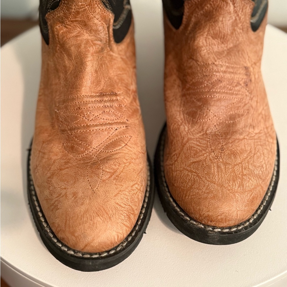 Old West Tan and Black Leather Cowboy Boots - Picture 5 of 8